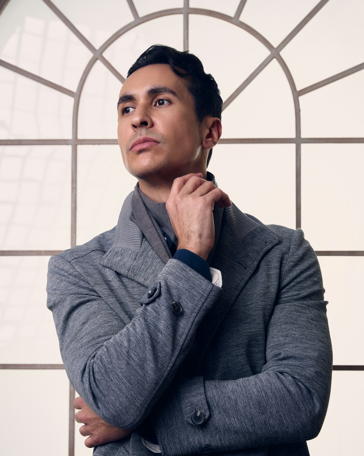 Model wearing a charcoal cashmere wrap